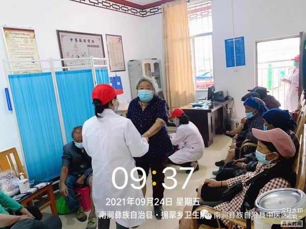 南涧县中医医院开展2021年“服务百姓健康行动”义诊活动(图2)